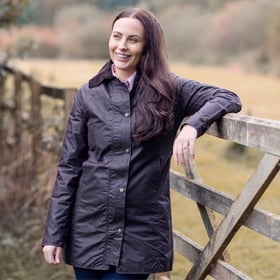 Comment faire durer vos vêtements en cire plus longtemps