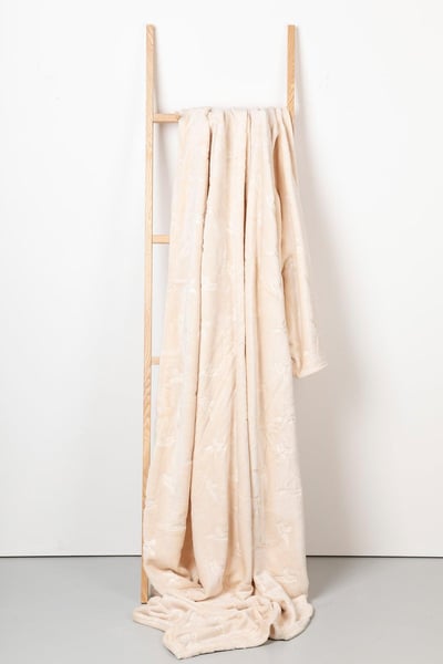 Cowlam Patterned Plush Fleece Throw - Cream