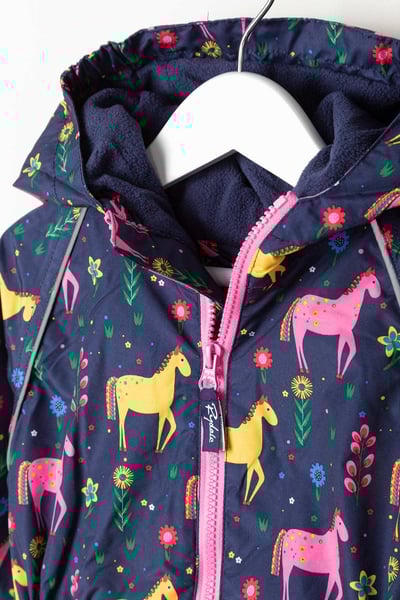 Kleinkinder-Spritzanzug mit Fleecefutter - Pferdchen