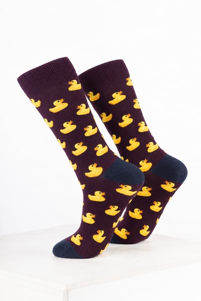 Men's Bamboo Rich Bird Ankle Socks - Rubber Duck Wine