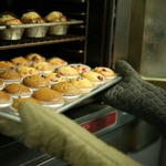 Oven Gloves & Aprons