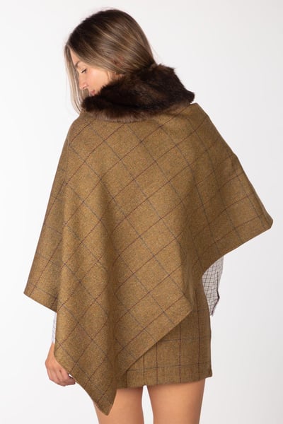 Ladies Wool Tweed Poncho With Faux Fur - Beige Tweed
