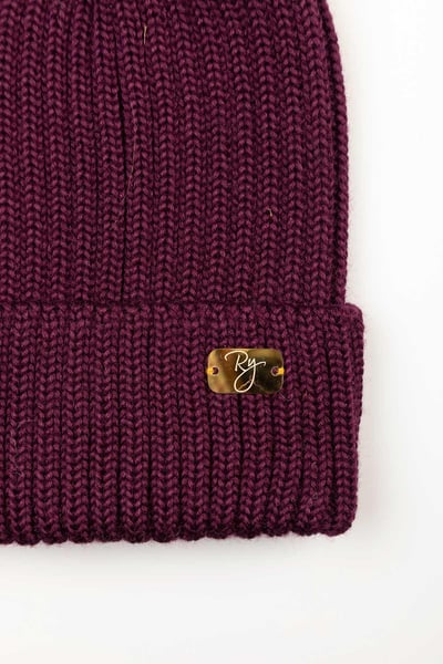 Ladies Pom Pom Hat - Bella - Berry