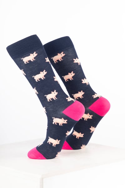 Women’s Bamboo Rich Animal Ankle Socks - Pink Pig Navy