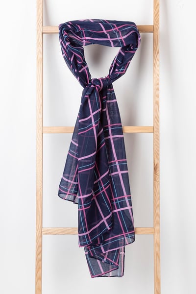 Karierter, fließender Damenschal - Polly - Marine