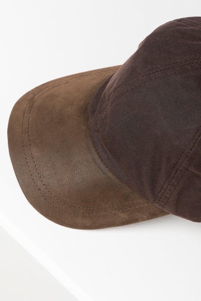 Men's Wax Baseball Cap with Nubuck Peak - Danby - Brown