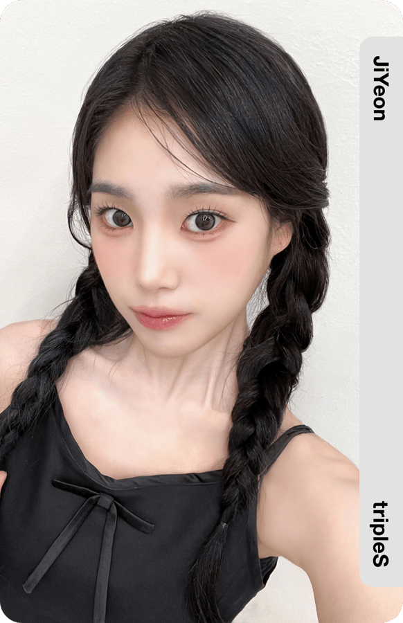 tripleS AAA ユビン Objekt A210a tripleS AAA ユビン Objekt A210a triples yooyeon Object