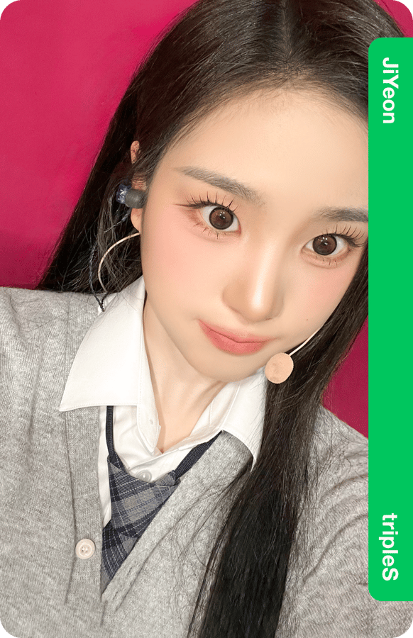 tripleS ジュビン サイン入りポラ tripleS ジュビン サイン入りポラ TripleS - HALLYUSUPERSTORE