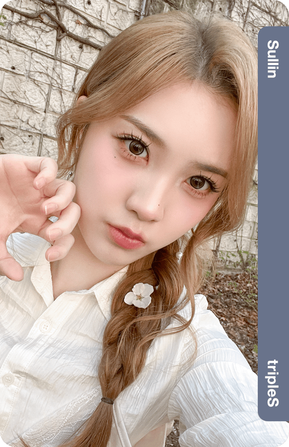 tripleS ニエン　NienAA352 objekt QRコード未使用 tripleS objekt ナギョンQR未使用 FC継続特典 AA352 - メルカリ