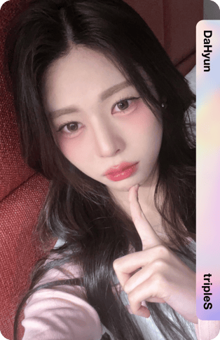 Divine01 DaHyun 202Z