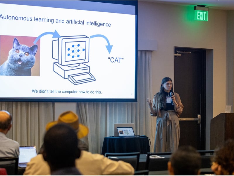Lauren Altman (postdoc, Liu group) presenting Physics-Based Autonomous Learning Metamaterials 
