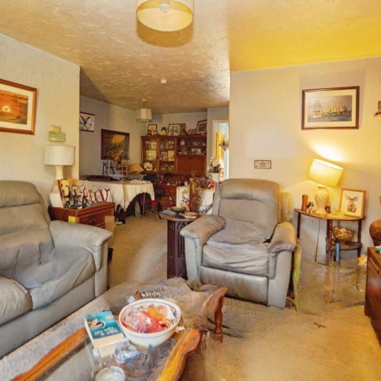 1 Bed Maisonette, Flat