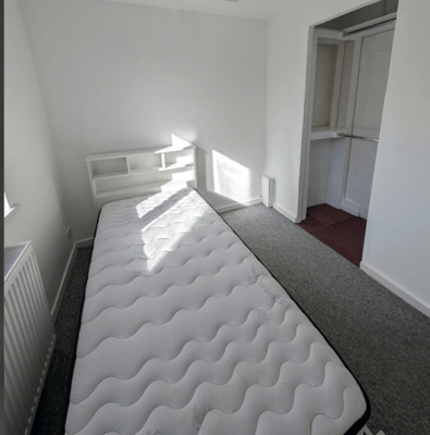 {"alt":"Bedroom","description":"Bedroom","cloudflareImageId":"3ac7c0e1-ff91-43e8-57a9-6ee9d76c4f00","filename":"3ac7c0e1-ff91-43e8-57a9-6ee9d76c4f00"}