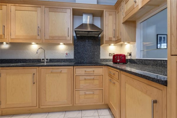 {"alt":"Kitchen","description":"Kitchen","cloudflareImageId":"7732484f-ce36-4ecd-c76e-d4a370c8b200","filename":"7732484f-ce36-4ecd-c76e-d4a370c8b200"}