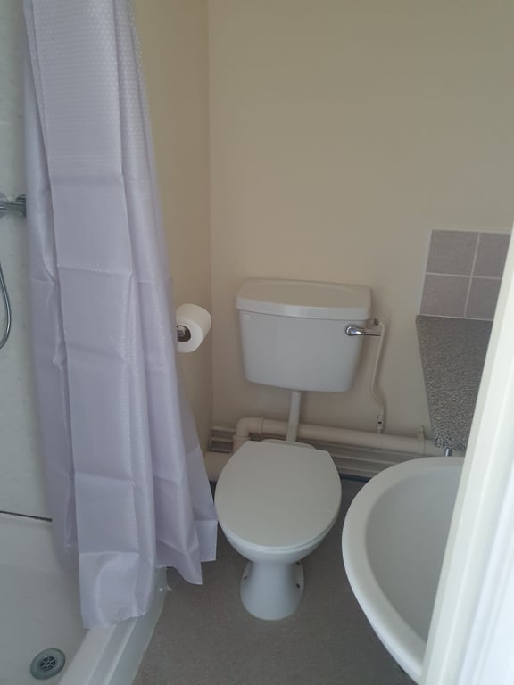 1 Bed Studio, Flat