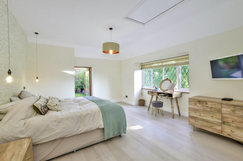 4 Bed Detached, House