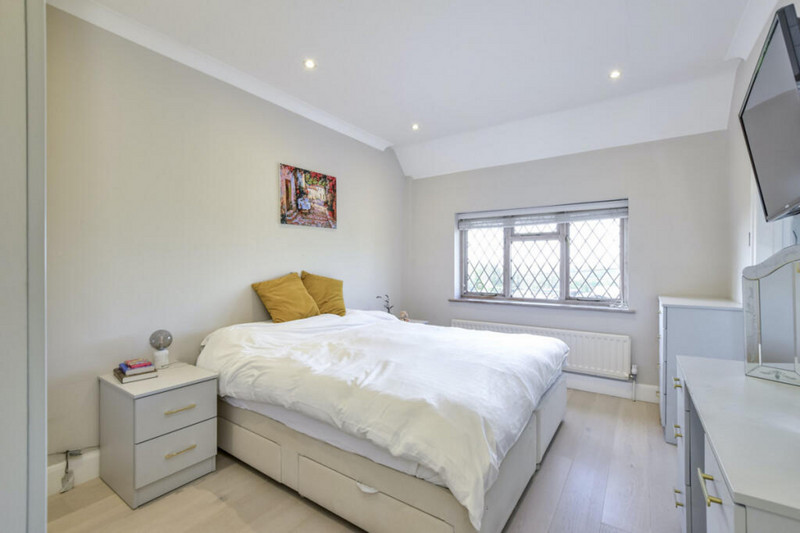 4 Bed Detached, House
