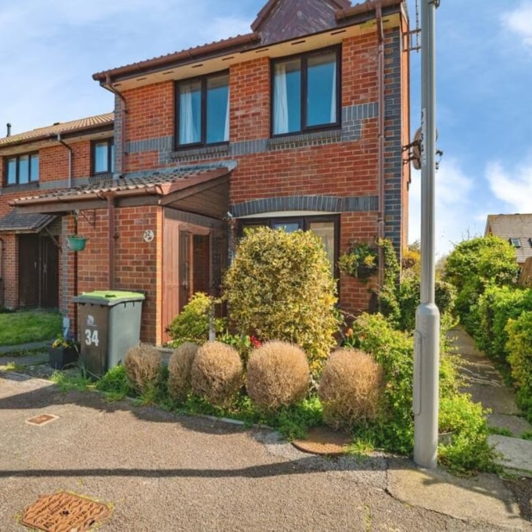 1 Bed Maisonette, Flat