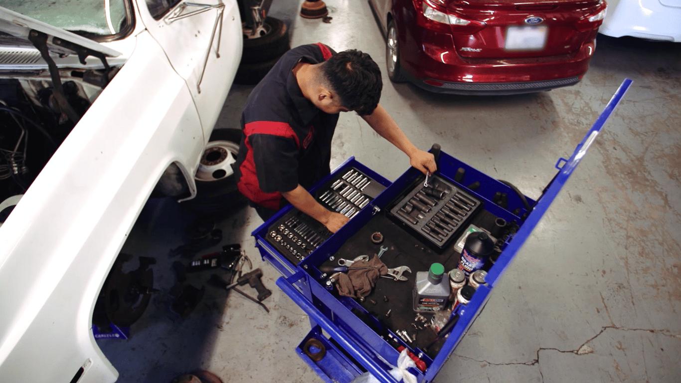 Signs that Your Auto Shop is Hungry for Process Improvement (and How to Fix It)