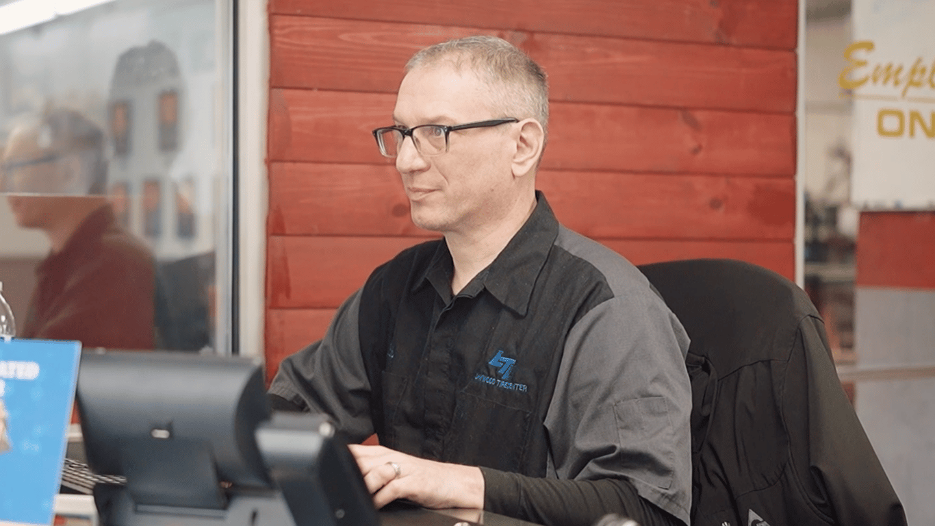 One Free and Easy Way to Give Your Auto Shop the Gift of More Time
