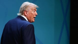 Трамп объявил о планах США взять под контроль Ормузский пролив