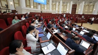 Депутаты приняли поправки к закону об узбекском алфавите