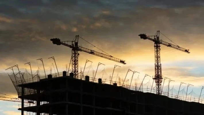 За повторное строительство многоэтажек без разрешения можно получить до 5 лет