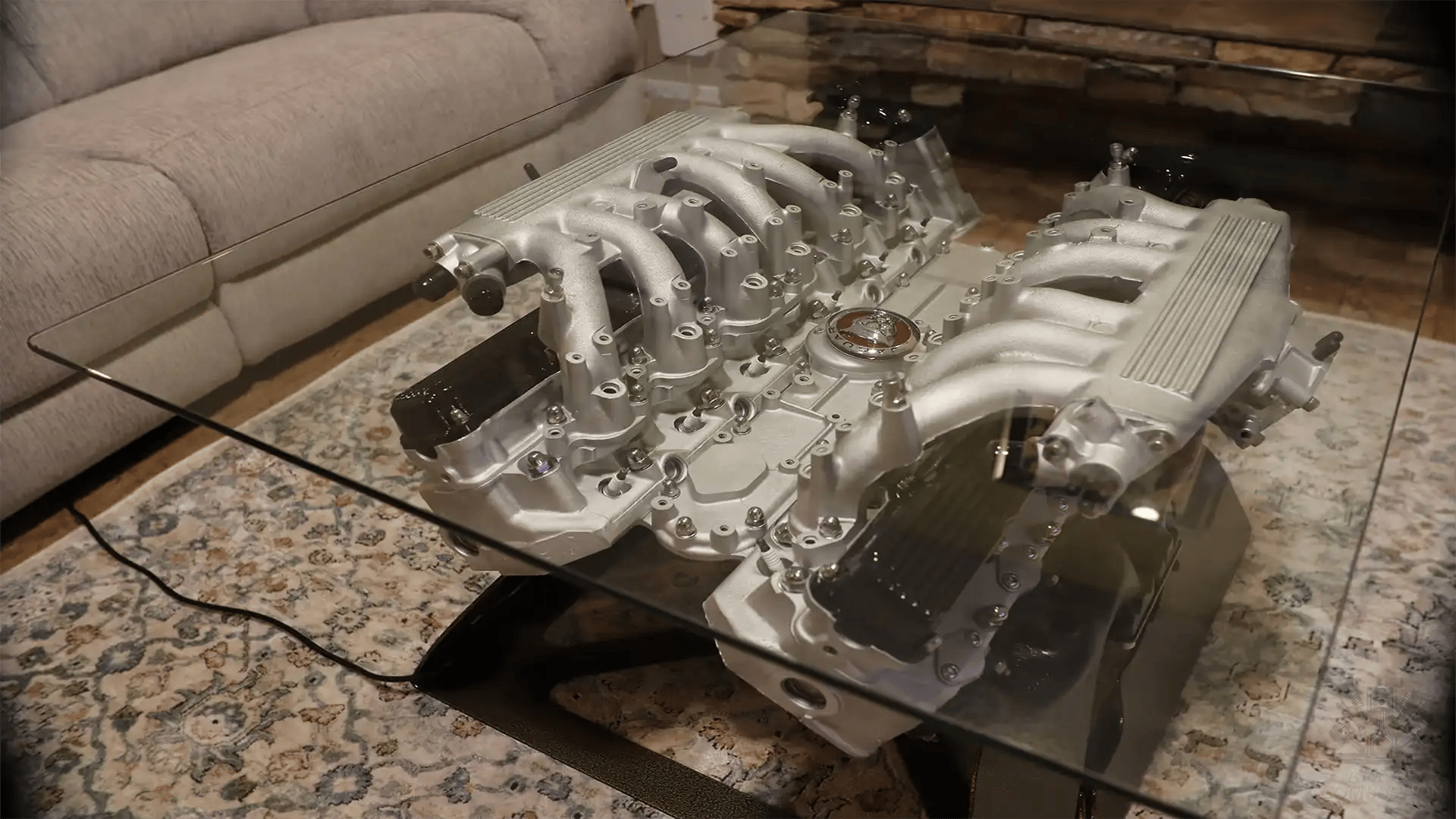 Jaguar V12 Top End Table
