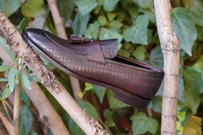 Eleganter Perforierter Leder Tassel Loafer - Qualitatives Lederprodukt Hergestellt Von Gokman Ayakkabi Ve Deri̇ Mamulleri̇ İth. İhr. San Ve Ti̇c. Ltd. Şti̇.. Kontakt Für B2B-Bestellungen.