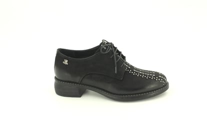 Eleganter Genieteter Leder Oxford Exklusives Design - Qualitatives Lederprodukt Hergestellt Von Venüs Ayakkabicilik Ve Deri̇ Ürünleri̇ San. Ve Ti̇c. Ltd. Şti̇.. Kontakt Für B2B-Bestellungen.