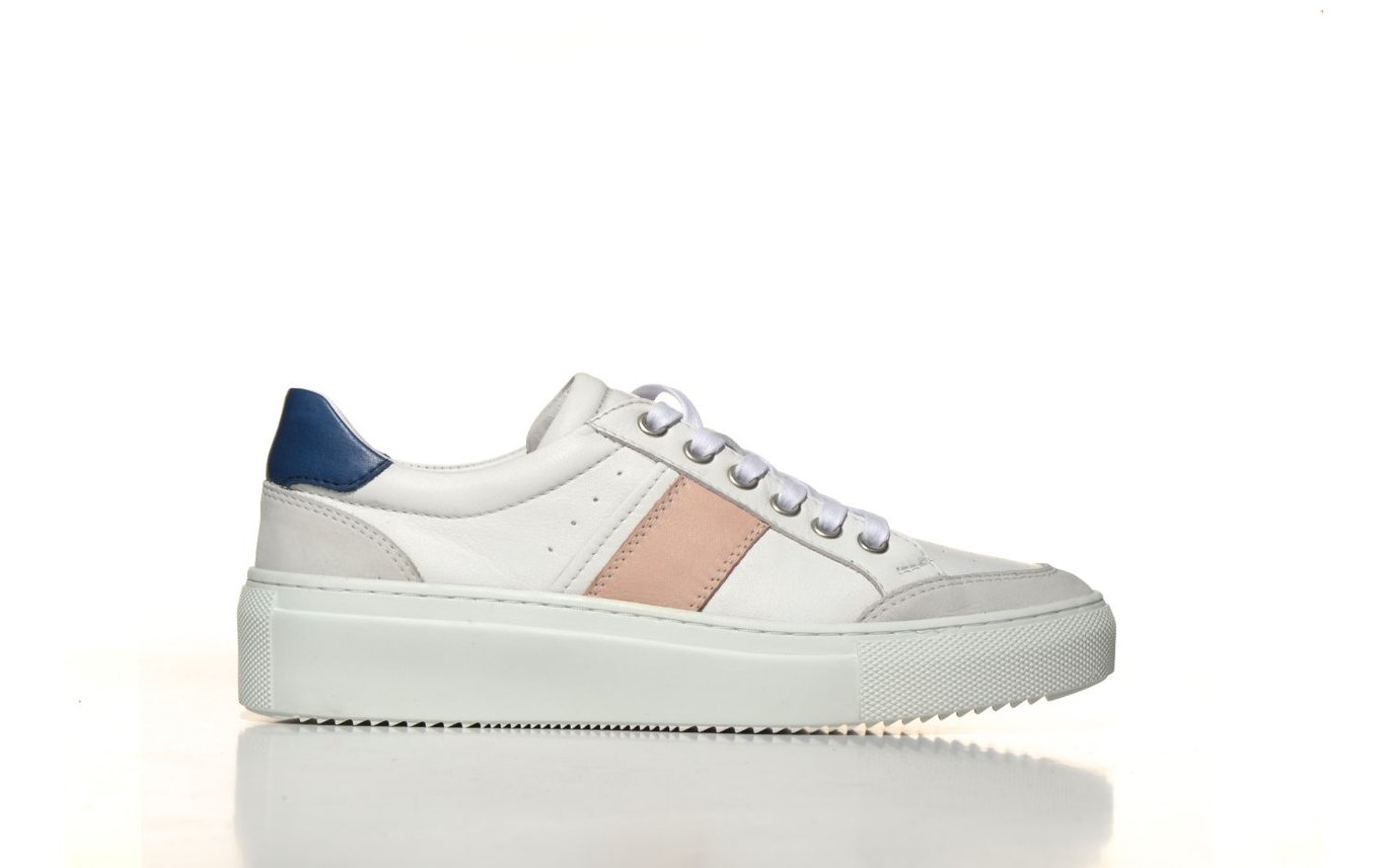 Leather Upper Women  Sneakers - Quality Leather Product Manufactured By Adnan Ayakkabı Çanta Ve Deri Mam. San. Tic. Ltd. Şti.. Contact For B2B Orders.