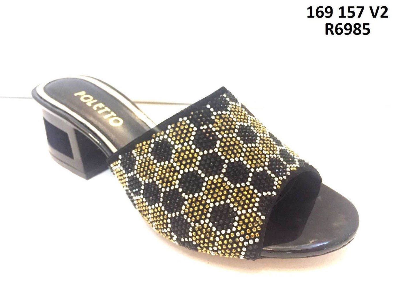 Funkelnde Strass Schwarze Leder Pantoletten Exklusives Design - Qualitatives Lederprodukt Hergestellt Von Poletto Ayakkabicilik Sanayi̇ Ve Diş Ti̇caret Anoni̇m Şi̇rketi̇. Kontakt Für B2B-Bestellungen.