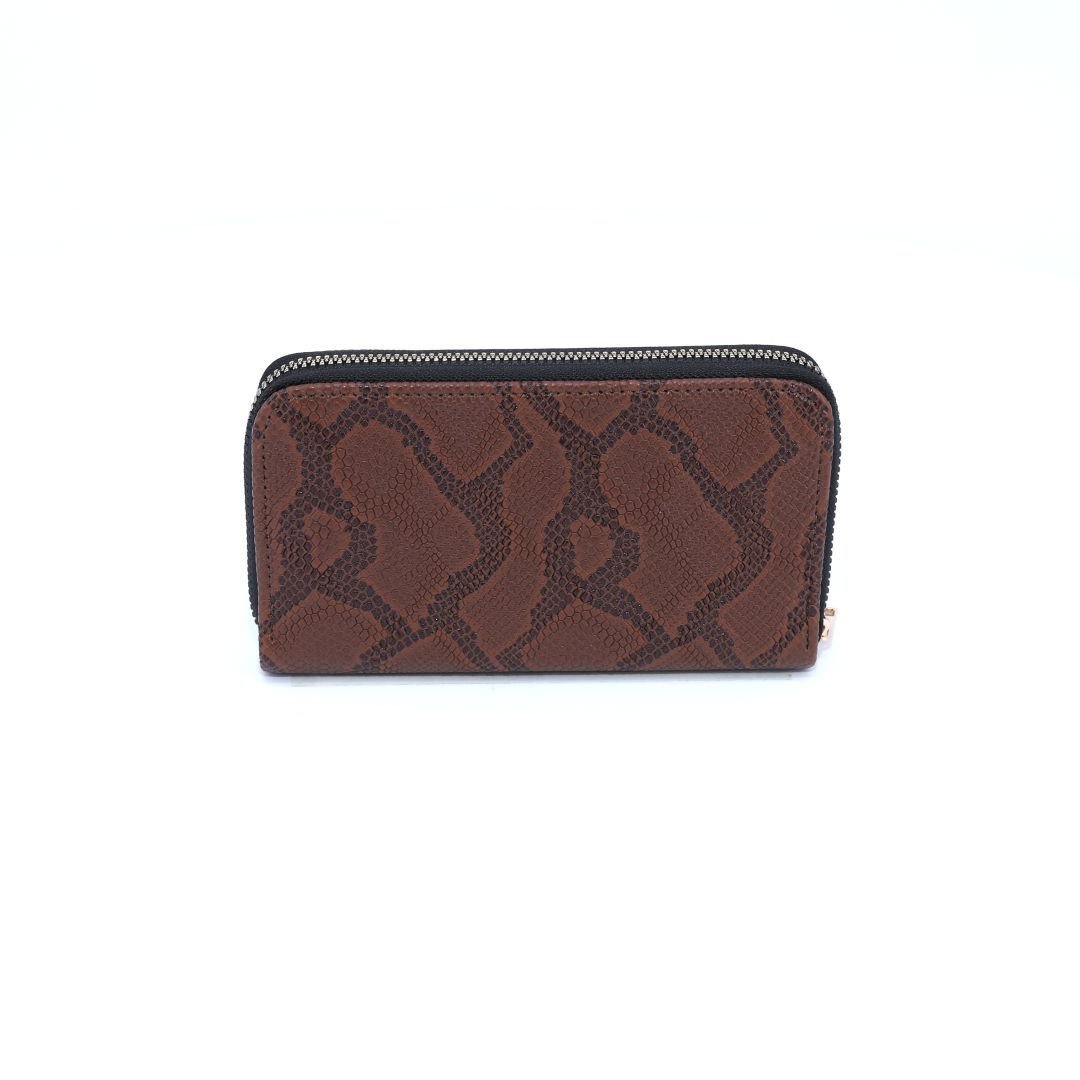 Elegant Snakeskin Embossed Womens Leather Wallet - Quality Leather Product Manufactured By F.b. Aksesuar Çanta Teksti̇l İnş. San. Ti̇c. Ltd. Şti̇.. Contact For B2B Orders.