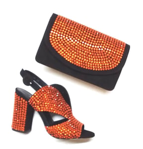 Funkelnde Orange Strass Schwarze Abend Pumps Und Clutch Set - Qualitatives Lederprodukt Hergestellt Von Poletto Ayakkabicilik Sanayi̇ Ve Diş Ti̇caret Anoni̇m Şi̇rketi̇. Kontakt Für B2B-Bestellungen.
