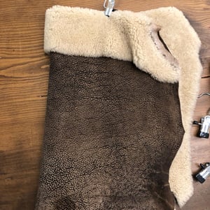 Rich Brown Shearling Leather For Autumn Outerwear - Quality Leather Product Manufactured By İnterteks Deri̇ Pazarlama San.ve Diş Ti̇c.ltd.şti̇.. Contact For B2B Orders.