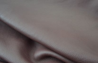 Dunkelbraunes Genarbtes Chromgegerbtes Rindsleder - Qualitatives Lederprodukt Hergestellt Von Ensar Deri Imalat San Ve Tic Ltd Sti. Kontakt Für B2B-Bestellungen.