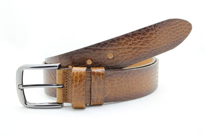 Elegant Men's Textured Genuine Leather Belt - Quality Leather Product Manufactured By Hi̇cret Deri̇ Mamülleri̇ San. Ve Ti̇c. Ltd. Şti̇.. Contact For B2B Orders.