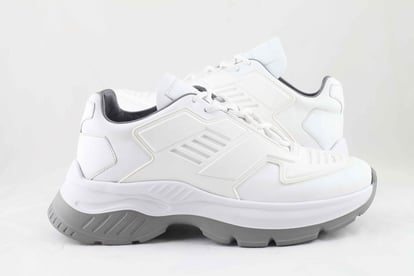 Modern Leather Urban Sneakers - Quality Leather Product Manufactured By Vesba Ayakkabicilik İhr İth Ti̇c San Ltd Şti̇. Contact For B2B Orders.