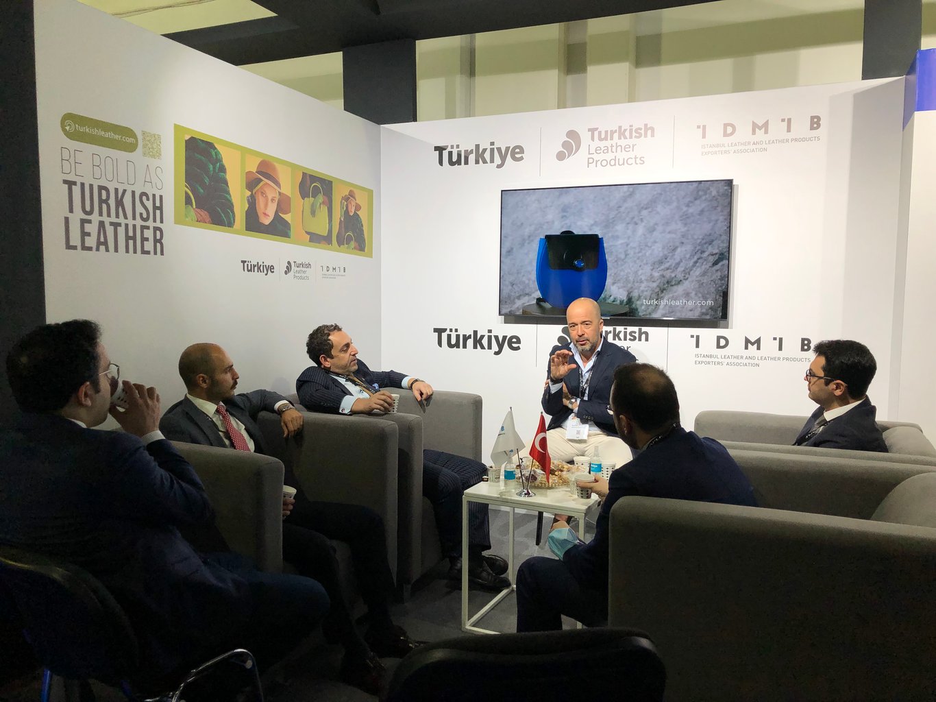 Turkish Leather @ APLF DUBAI 2022-1 @ APLF DUBAI 2022 Турецкая кожа @ APLF DUBAI 2022 Türkisches Leder @ APLF DUBAI 2022