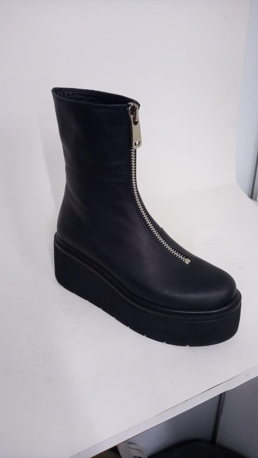 Leather Upper Women  Boots