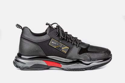 Modern Black Leather Urban Style Sneakers - Quality Leather Product Manufactured By Özdallar Ayakkabi Ve Yan Sanayi̇ Ürünleri̇ Sanayi̇ Ve Ti̇caret Ltd.. Contact For B2B Orders.