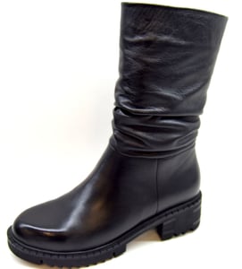 Women Slouchy Genuine Leather Winter Boots - Quality Leather Product Manufactured By Paloma Ayakkabıcılık Deri Tekstil Ve Gıda San. Tic Ltd. Şti.. Contact For B2B Orders.