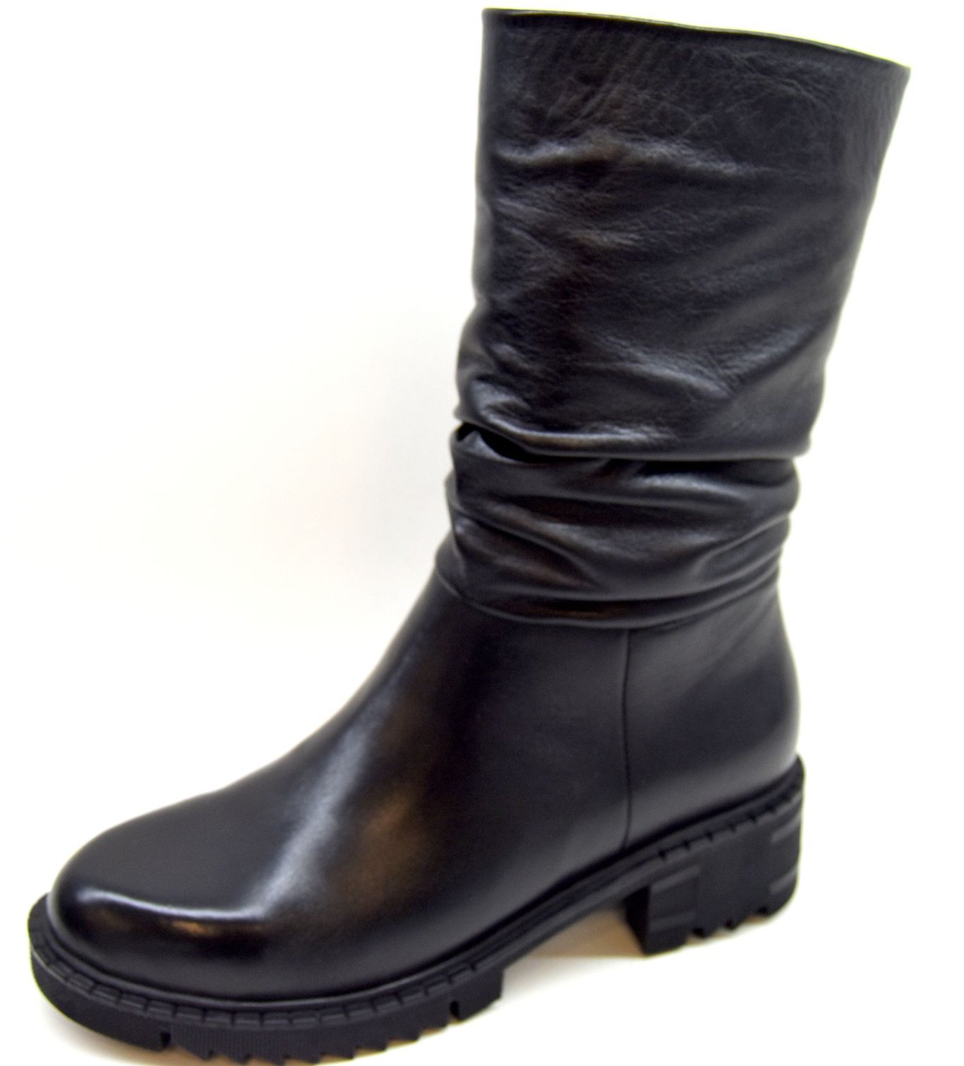 Leather Upper Women  Boots - Quality Leather Product Manufactured By Paloma Ayakkabıcılık Deri Tekstil Ve Gıda San. Tic Ltd. Şti.. Contact For B2B Orders.