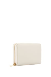 Elegant Cream Beige Pebbled Leather Wallet - Quality Leather Product Manufactured By Gündoğdular Deri. Contact For B2B Orders.