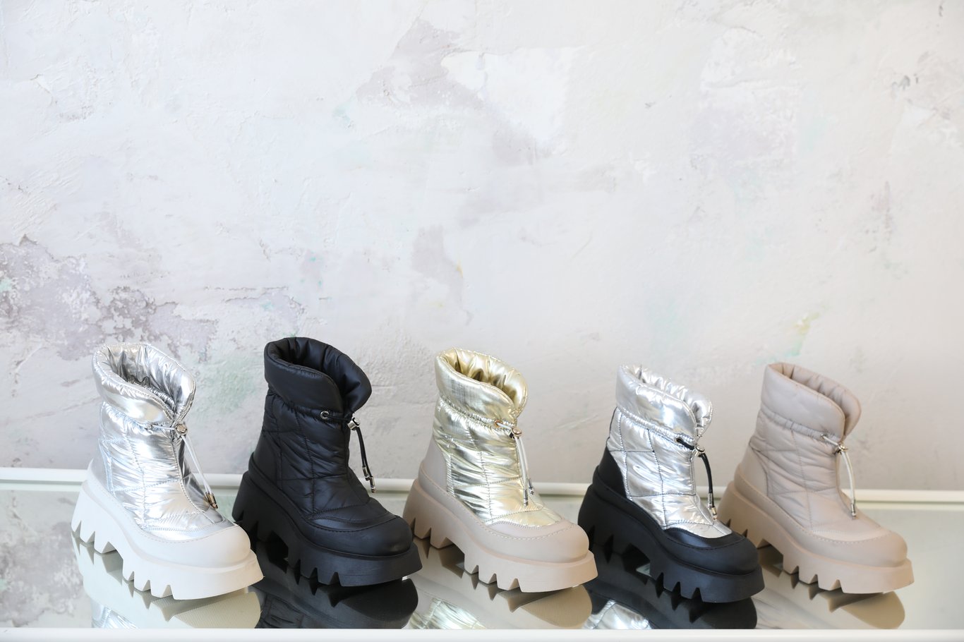 Chic Quilted Platform Women Winter Boot - Quality Leather Product Manufactured By Özkan Moda Tasarim San Ve Ti̇c Ltd. Şti̇.. Contact For B2B Orders.