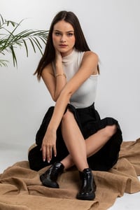 Schwarze Leder Chelsea Stiefeletten Plateau Design - Qualitatives Lederprodukt Hergestellt Von Sultani̇ Ayakkabi Sanayi̇ Ve Ti̇caret Anoni̇m Şi̇rketi̇. Kontakt Für B2B-Bestellungen.
