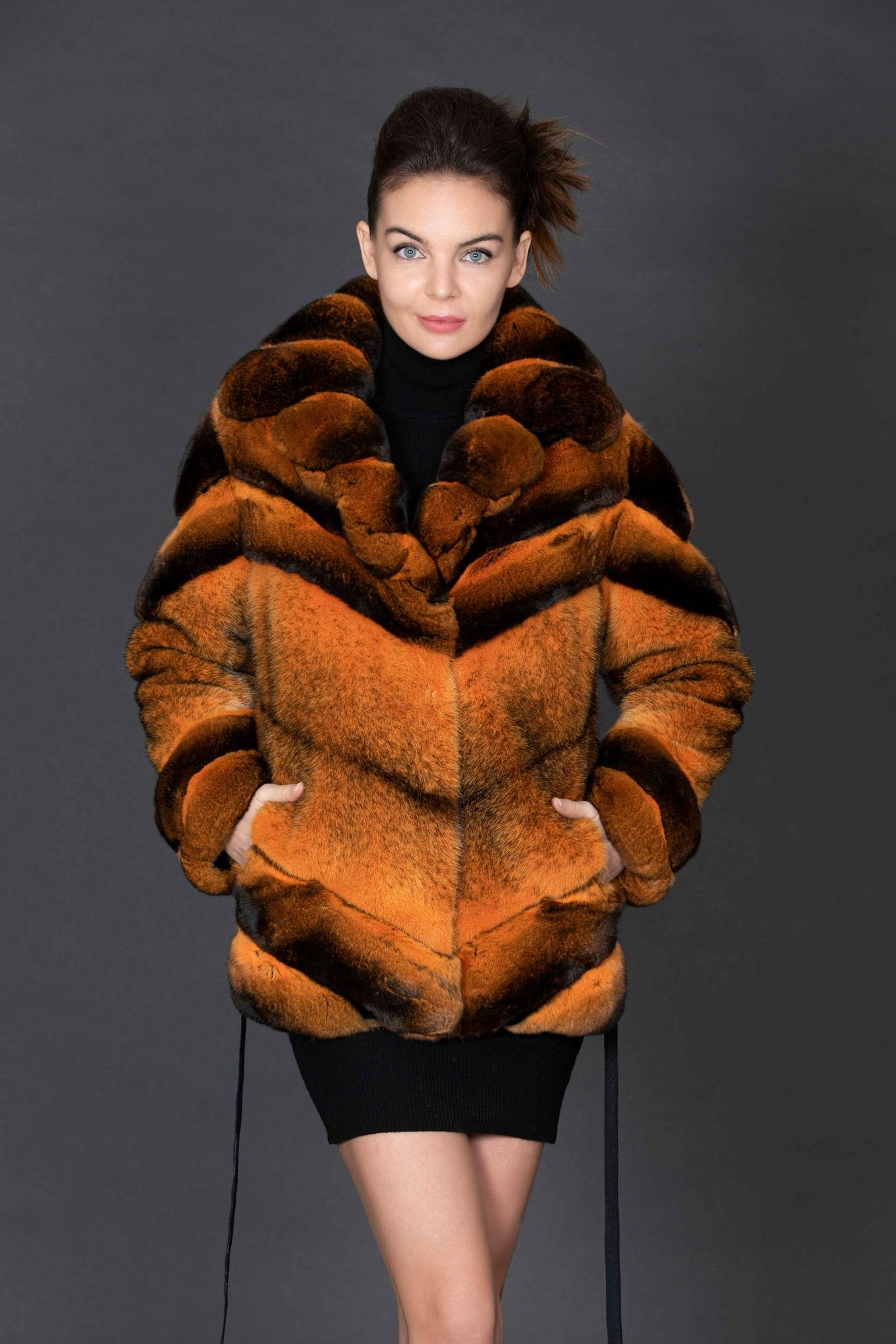 Womens Luxurious Chevron Patterned Fur Jacket - Quality Leather Product Manufactured By Tasari Kürkmod Kürk Ve Deri San.tic.ltd.sti.. Contact For B2B Orders.