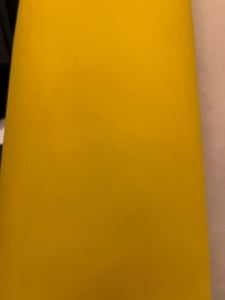Lebhaftes Goldgelbes Boxcalf Leder Für Elegante Taschen - Qualitatives Lederprodukt Hergestellt Von Öz-Yüksel Deri̇ San. Ve Ti̇c. A.ş. Kontakt Für B2B-Bestellungen.