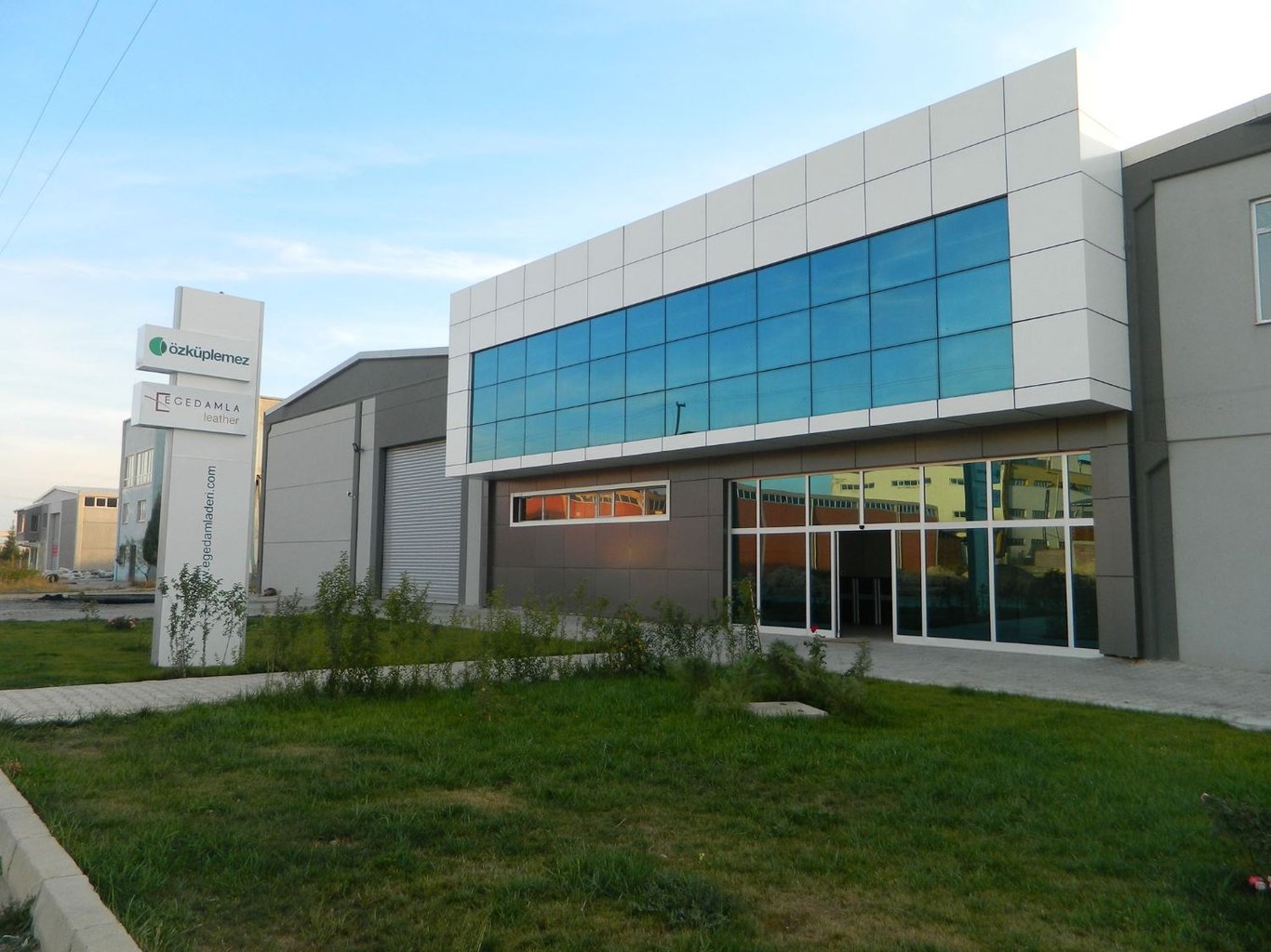 ÖZKÜPLEMEZ DERİ VE TARIM SAN. TİC. LTD. STİ.