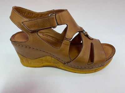 Elegant Genuine Leather Cutout Wedge Sandals - Quality Leather Product Manufactured By Karyoka Ayakkabi San Ve Diş Ti̇c. A.ş.. Contact For B2B Orders.